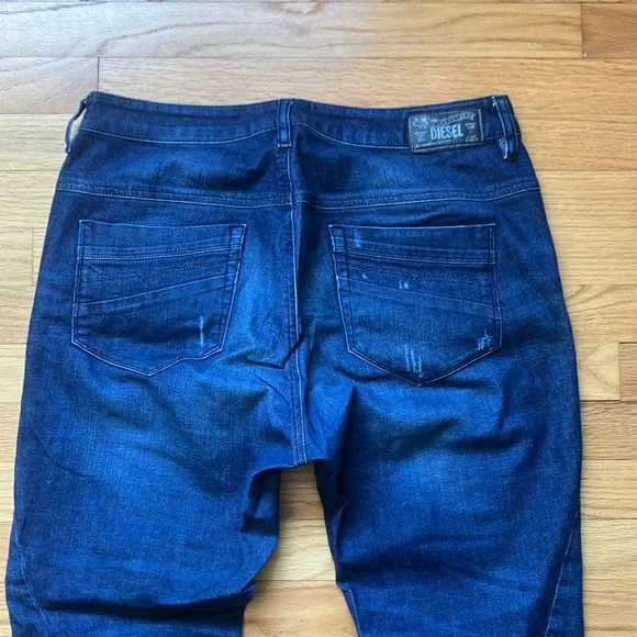 Diesel - Picture 14 of 16